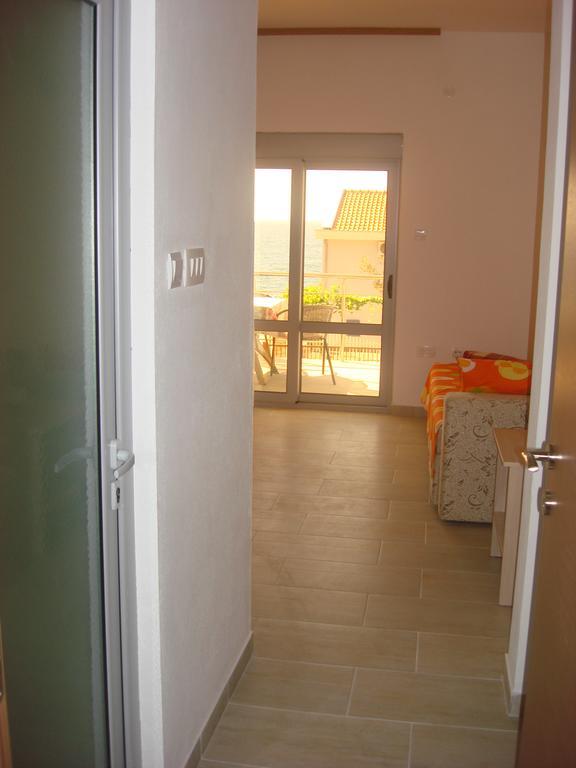 Apartment Sorelle Утеха Стая снимка