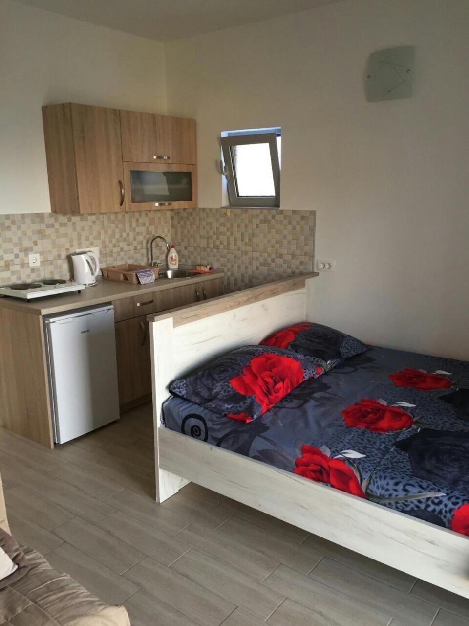 Apartment Sorelle Утеха Екстериор снимка