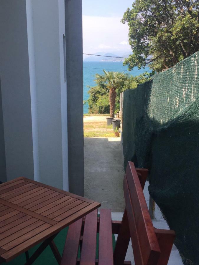Apartment Sorelle Утеха Екстериор снимка